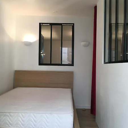 Cosy Fond De Cour Apartamento Clichy